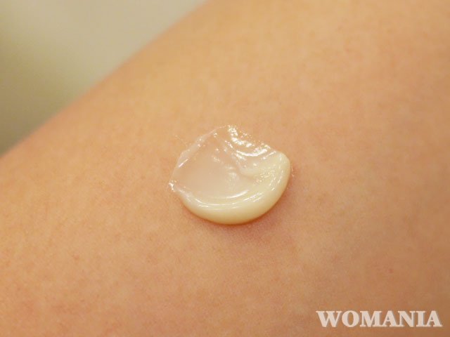 キールズ　マヌカクリーム　テクスチャー