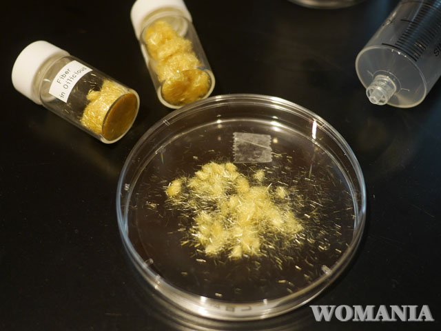 メイベリン ラッシュニスタ オイリシャス ファイバー