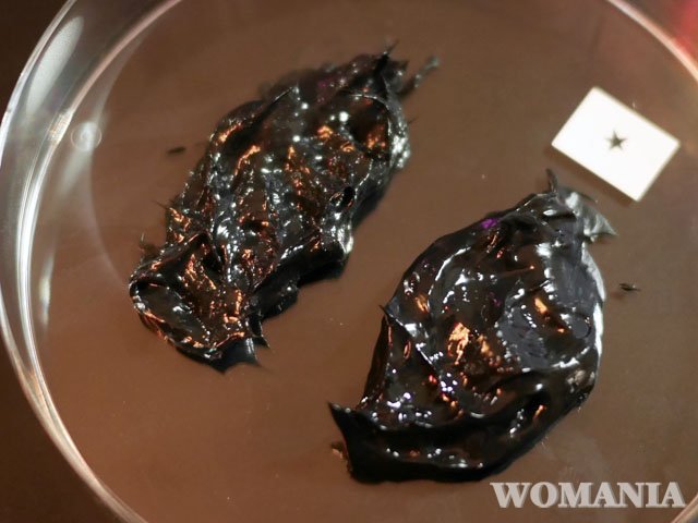 メイベリン 漆黒のマスカラ